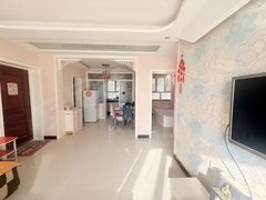 阿拉尔金银川路塔里木商贸城苹果苑 两室 中间楼层，家具齐全，拎包入住出租房源真实图片