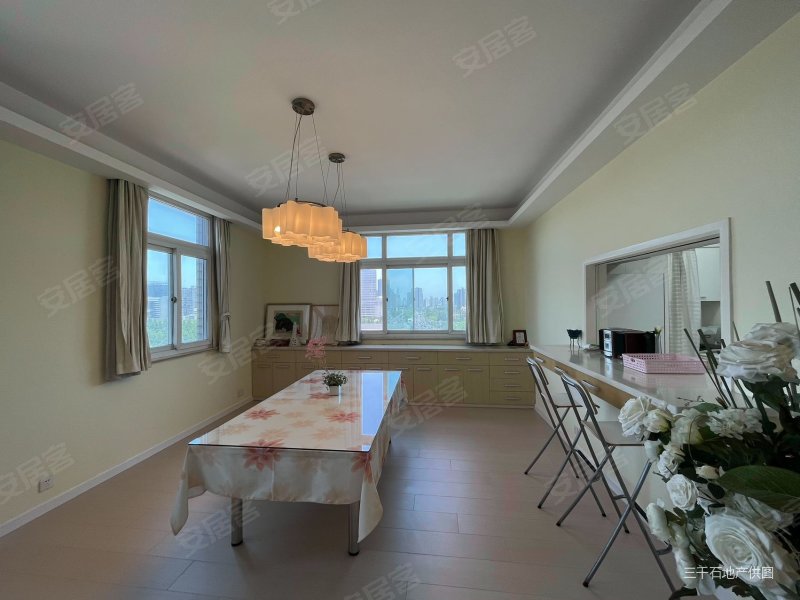 美丽华花园(公寓住宅)4室2厅4卫226㎡东南1708万