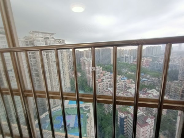 广州天河天河公园华景新城六期双11破底价 东南向3室两卫 下楼即超市