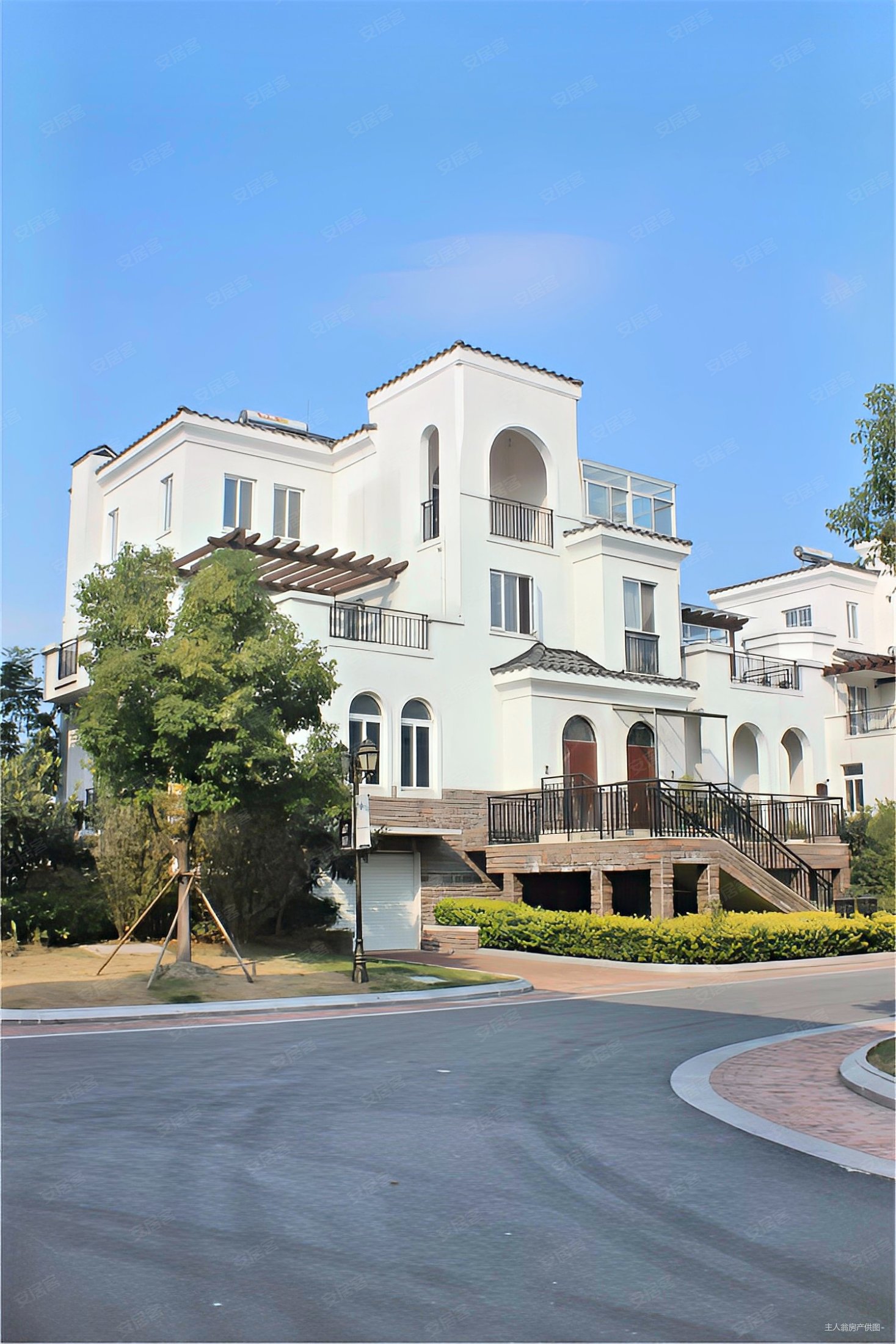 千灯逸墅双拼毛坯位置好面积大满5年随时看房可谈