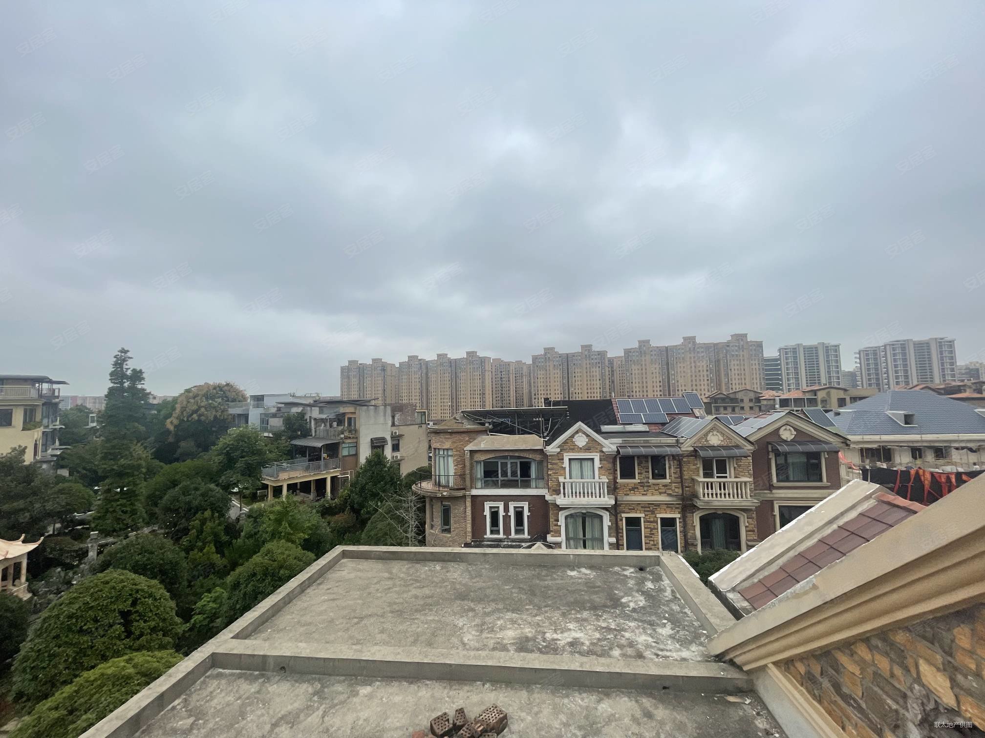 房产网>长沙二手房>天心二手房>奥特莱斯广场二手房>格兰小镇(别墅)>