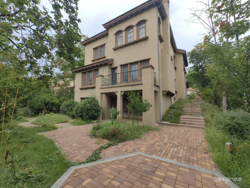 带装修独栋别墅 大院一亩多  温泉入户 个人好房