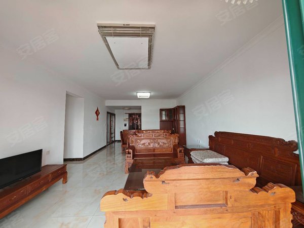 (131平 四房)云峰花园 地铁口电梯高层开阔,花都租房-广州58安居客