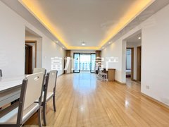 莆田荔城正荣财富中心押一商住好房！万科四期 视野很好 拎包入住 随时看 邻财富出租房源真实图片