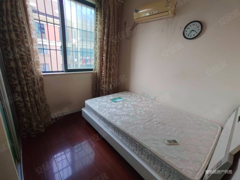 石碶地铁口商品房精装自住保养好配套齐全房东急卖,雍景苑(西区)二手