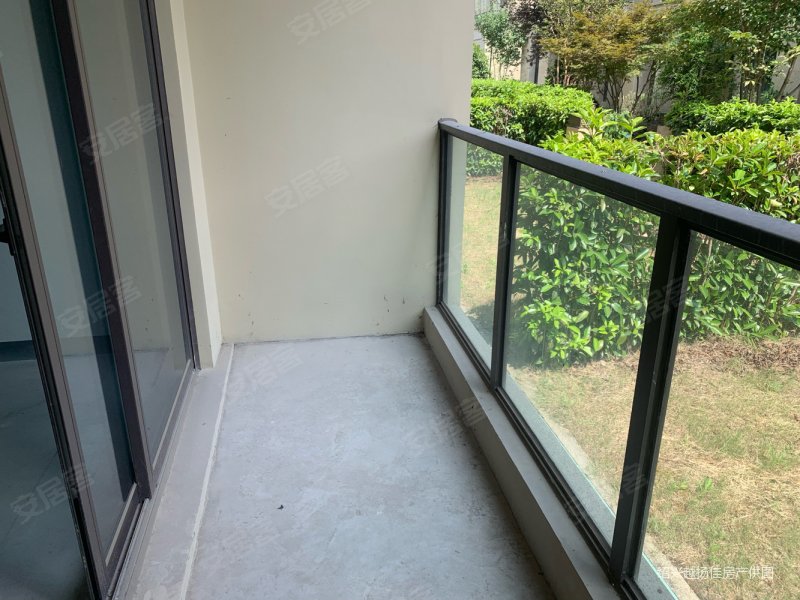 绍兴房产网>绍兴二手房>越城二手房>市区环内二手房>金茂逸墅(别墅)>