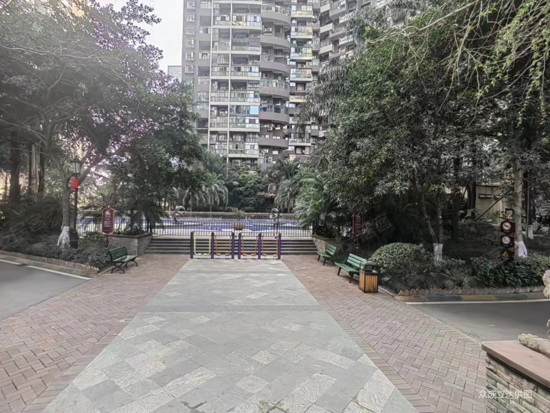 急售南三环凯丽香江套三双卫带暖气带阳台朝中庭随时看