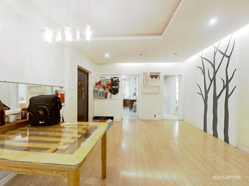 林景瑞园精装三房房主诚心卖价格可谈