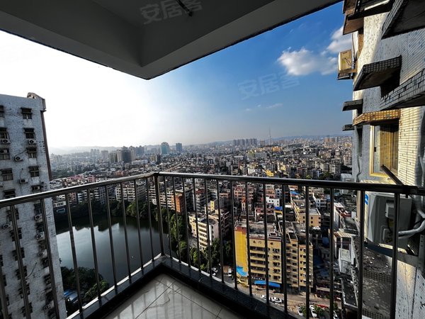 广州花都建设路湖畔花园花城路地铁站旁 湖畔花园电梯高层 拎包入住