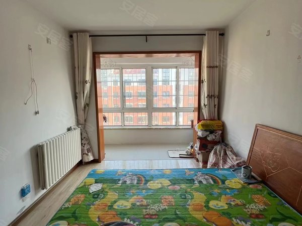 青岛莱西水集香格丽苑香格丽苑青岛路西精装家电齐全拎包入住停车方便