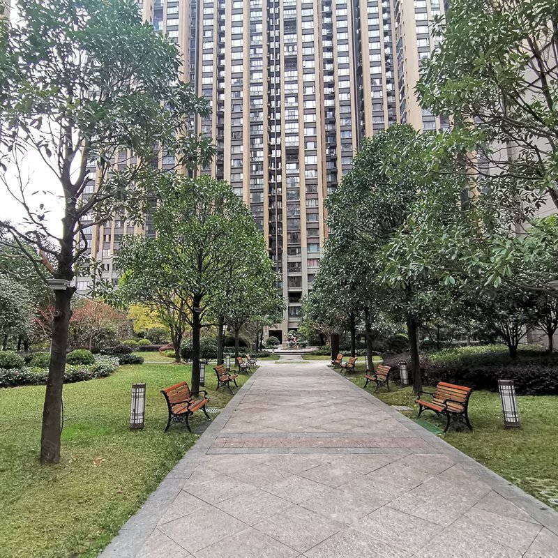 郭福涛 2020-12-05   :40:   南滨花园共有11栋楼 均为两梯四户 其中