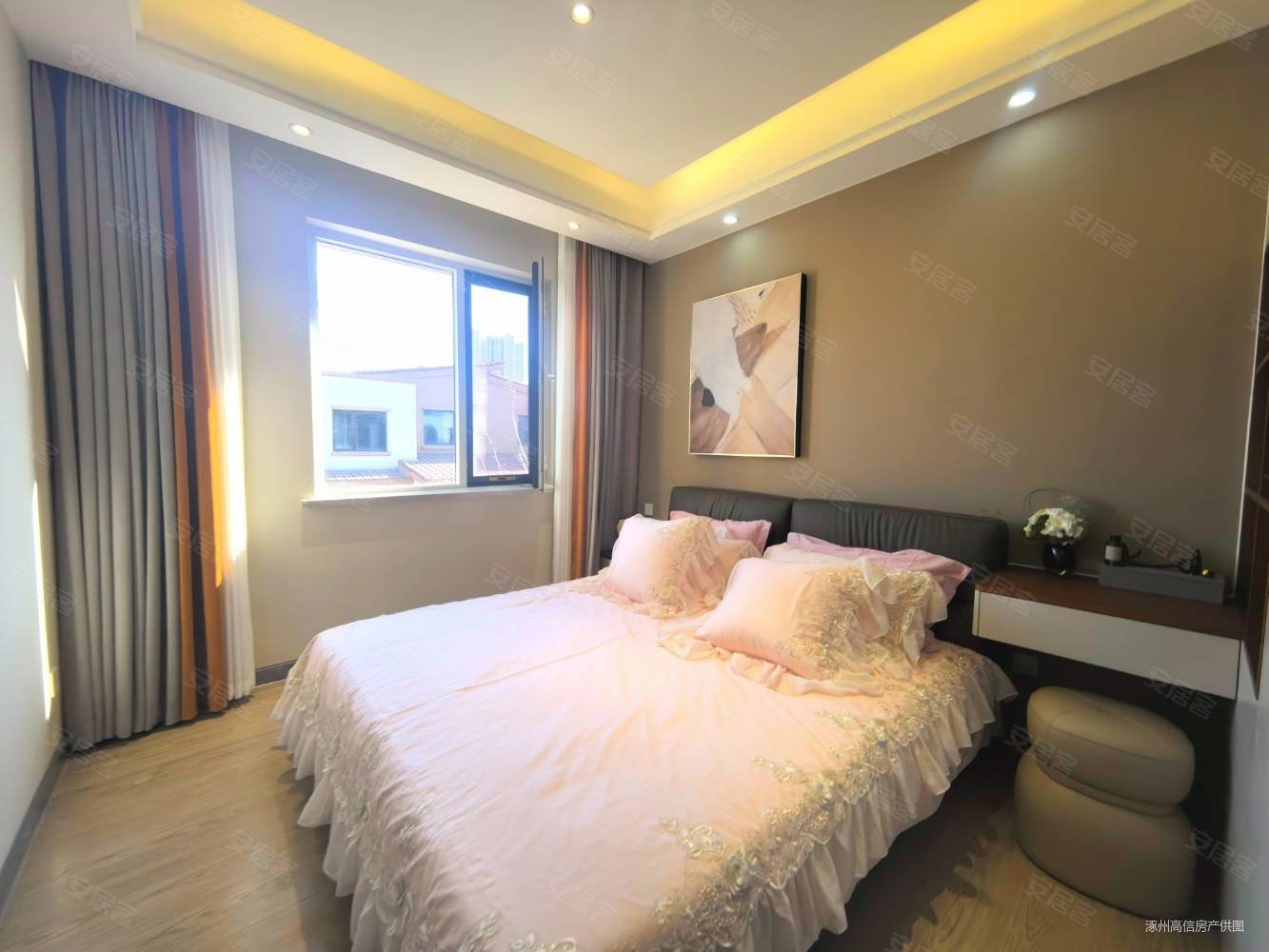 西京都高尔夫别墅4室3厅5卫237㎡南北106.1万