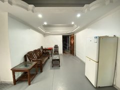 广州海珠滨江东鹭江地铁 大江苑 低层 两房一厅 带小花园出租房源真实图片