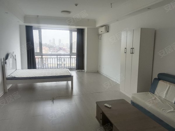 青岛黄岛辛安新天地壹号科大 碧乐汇附近 新天地壹号套一出租可短租可