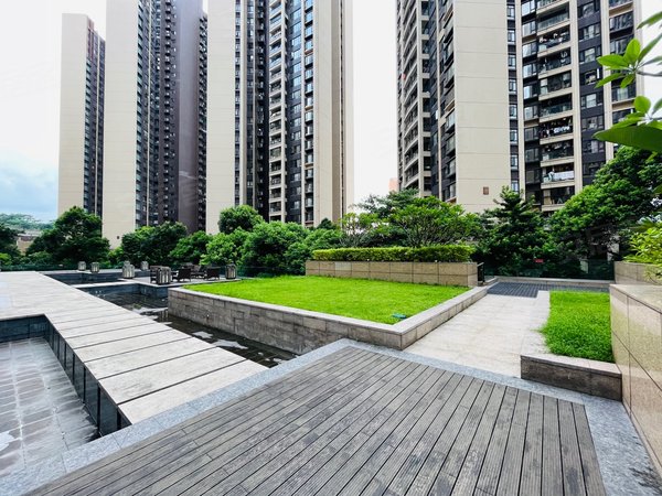 深圳龙华梅林关口龙光玖龙玺玖龙玺南北通透大4房,业主全新豪华装修