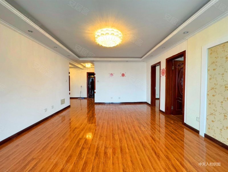 地铁口 锦都家园套三双卫 高楼层视野好 商圈成熟