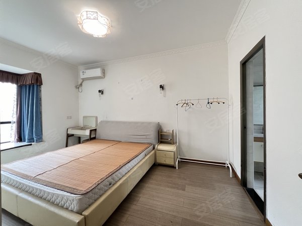 麓谷租房,麓谷明珠 4室2厅2卫 电梯房 配套齐全 精装修,岳麓租房-长沙