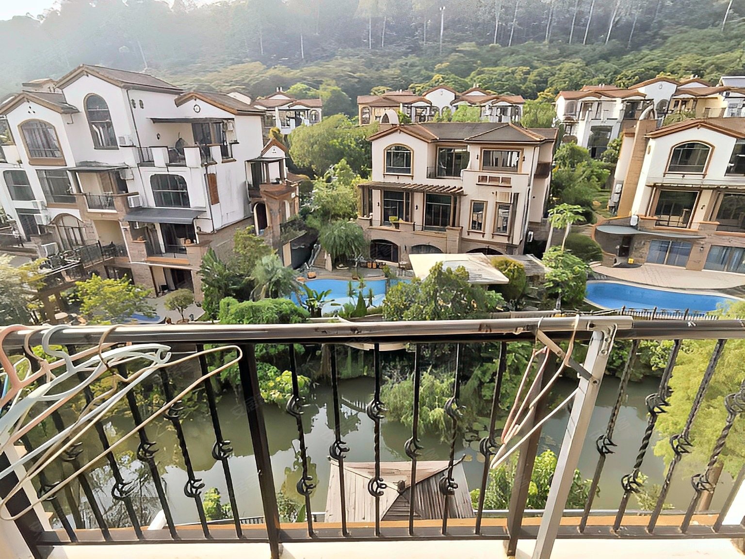 富力南昆山温泉养生谷(别墅)二手房,270万,6室3厅,6卫,260平米-惠州