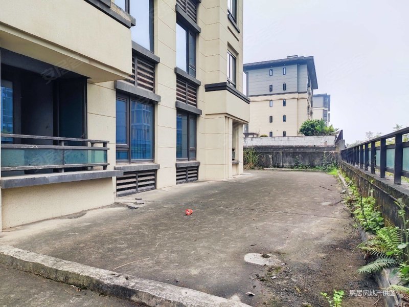 奥园广场商圈,荣盛华府(一期)二手房,158万,4室2厅,2卫,117平米-重庆