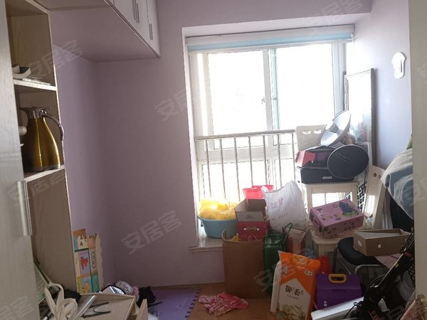 970医院对面鼎城2008精装三室初次出租家具家电齐