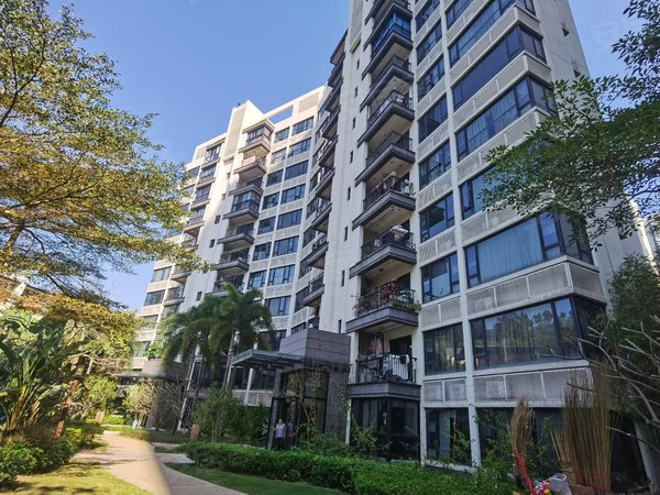 珠海横琴湾仔华发峰景湾仔华发峰景   小高层三房(已改两房)配置齐