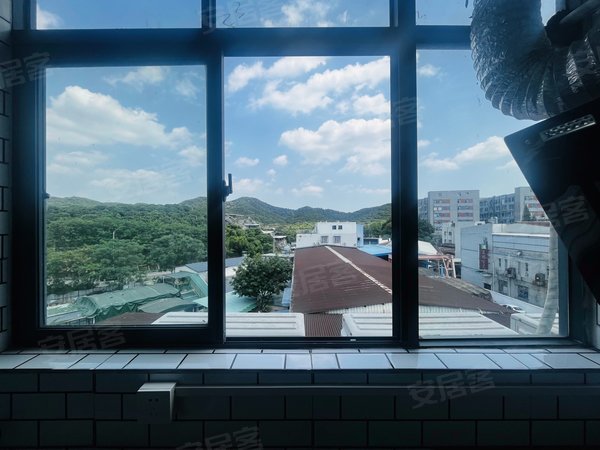 【多图】大学城创客小镇,大学城租房,大学城 5号线 可短租 山景单间