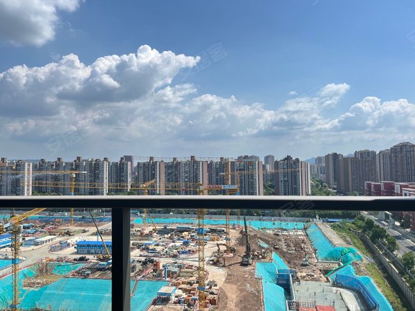 重庆沙坪坝大学城龙湖香港置地学樘府(一期)小区便宜一套 二手家具没