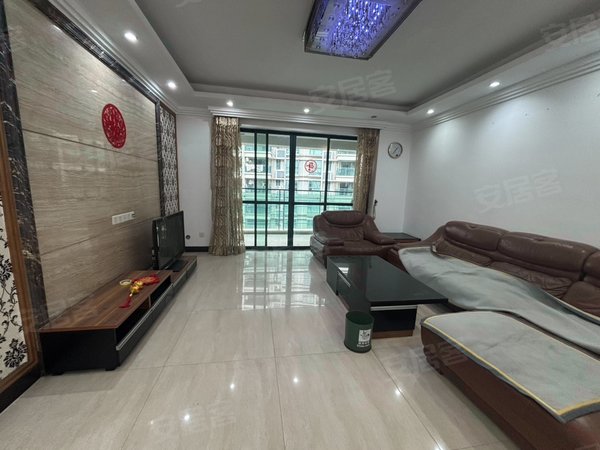 广州花都新区岭南公馆岭南公馆 家私家电齐全领包入住 随时可以看房