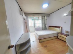 上海闵行航华正规二房价格便宜,出入便利,看房有钥匙,可办居住证出租房源真实图片
