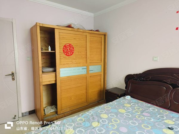 临沂兰山平安路七里家园(北区)七里家园精装三室两厅,双气,低楼层,随时看房出租房源真实图片