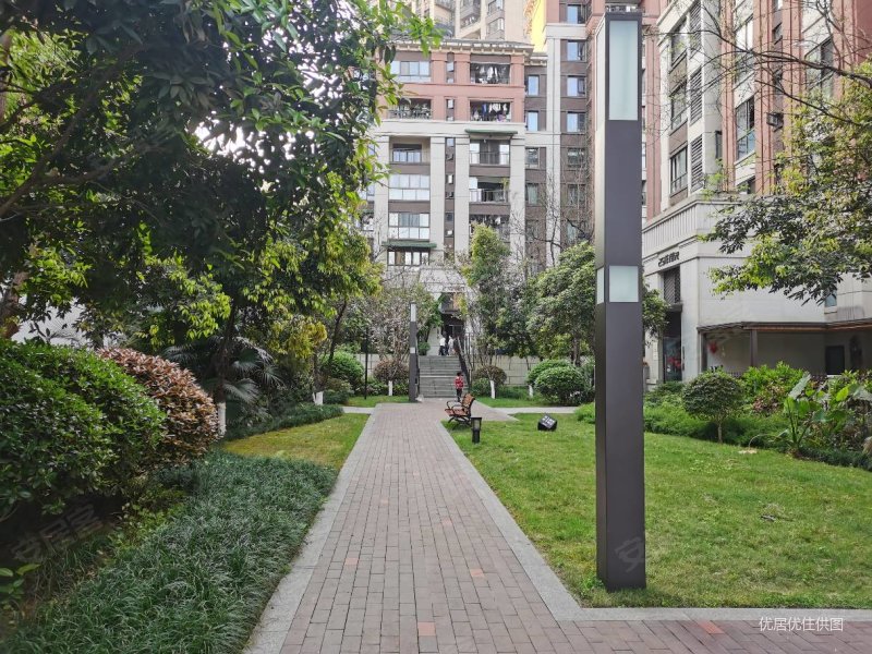 重庆房产网>重庆二手房>北碚二手房>歇马二手房>禹洲雍锦府(二期)>800