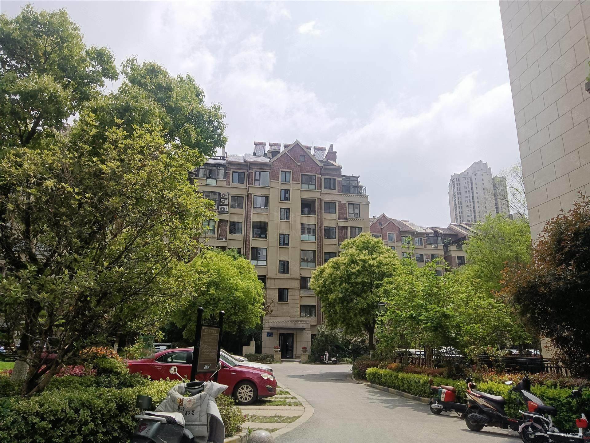 单价16000多哦买孔雀雅园两房两厅性价比超高