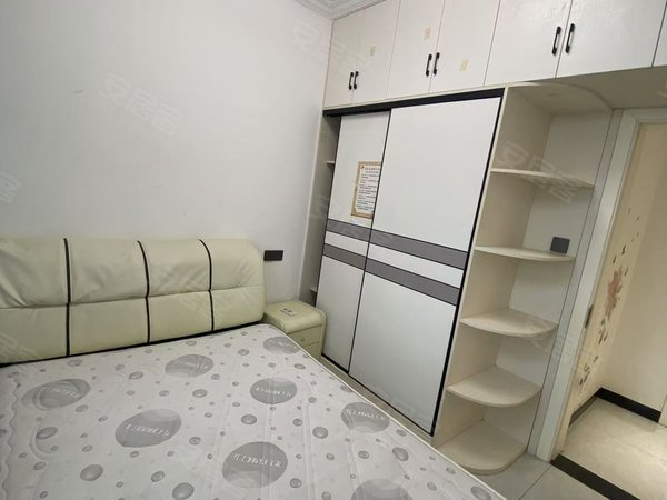 周口川汇沙河北佳利金色东方佳苑新上万达旁 家私家电齐全 拎包入住 交通便利 随时看房出租房源真实图片