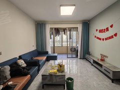 北流北流城区城区爱琴海四房两厅两卫 保养新净 家私家电齐全 可直接拎包入住出租房源真实图片