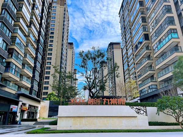 【多图】融创九棠府,良庆周边租房,五象湖楼中楼带露台精装空房急租