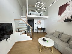 韶关武江新城区保利星座复式公寓 紧临广场 近大湾区数据 拎包入住出租房源真实图片