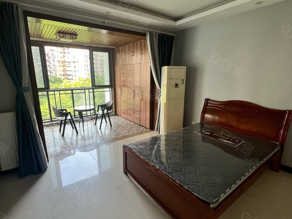 兴茂盛世北辰(b区) 5室1厅2卫