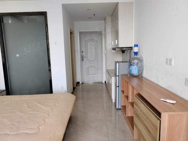 济宁任城琵琶山路中德广场中德广场办公室42平,带办公家具,900元一月