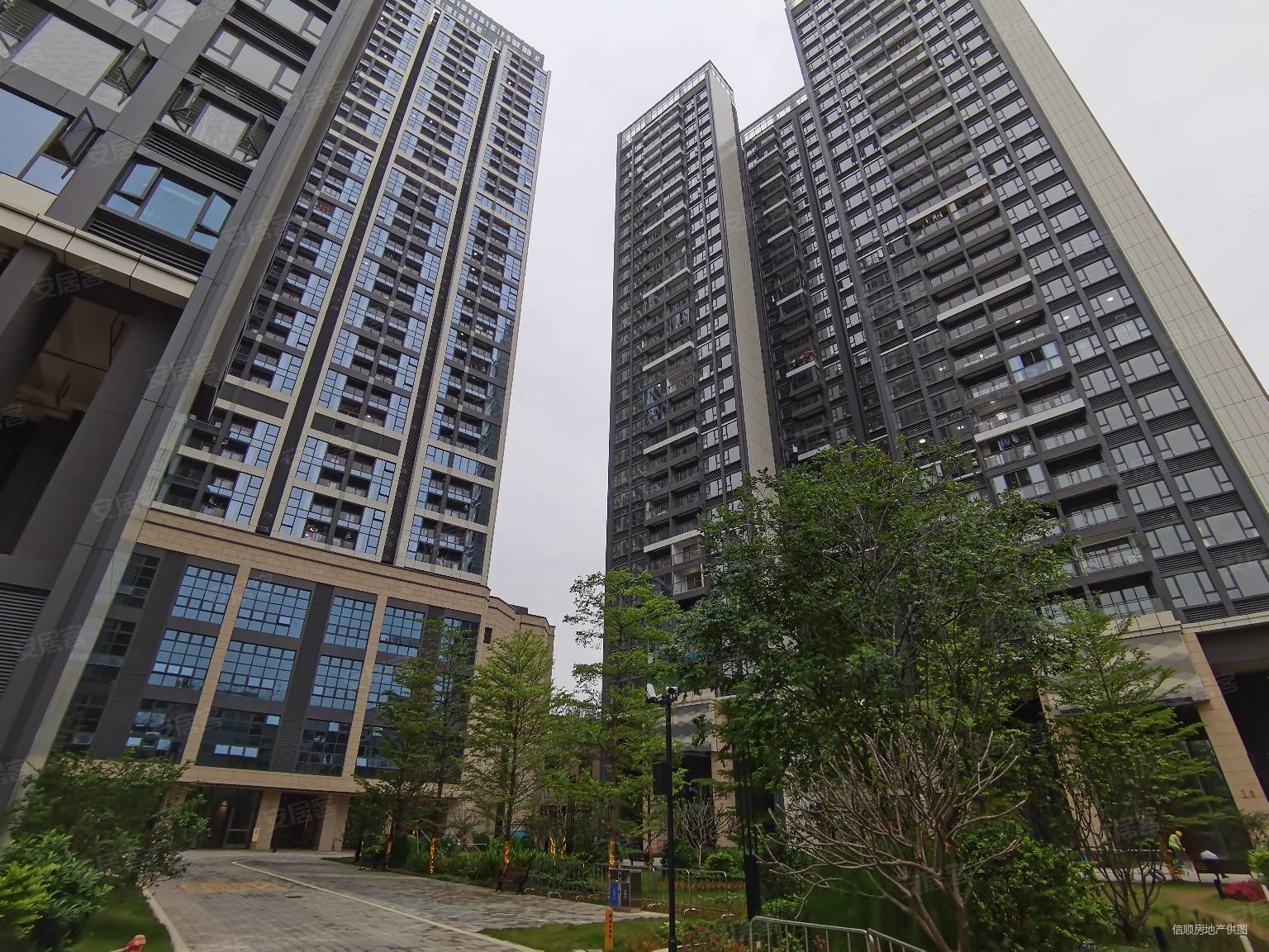 兆邦基端慧苑3室2厅1卫95.32㎡南348万