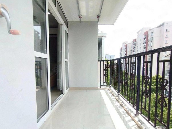 上海闵行浦江滨浦新苑二村拎包入住浦江南北通透普通住宅滨浦新苑二村