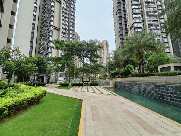 珠海香洲上冲华发城建未来荟华发未来荟精装三房 家私家电齐全 图片