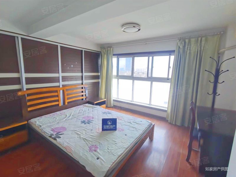 宝城花园正规商品房精装可拎包入住满五商业配套齐全