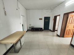 河池宜州宜州城区一小附近商贸城小区两房，房子采光通风好，看房方便！出租房源真实图片