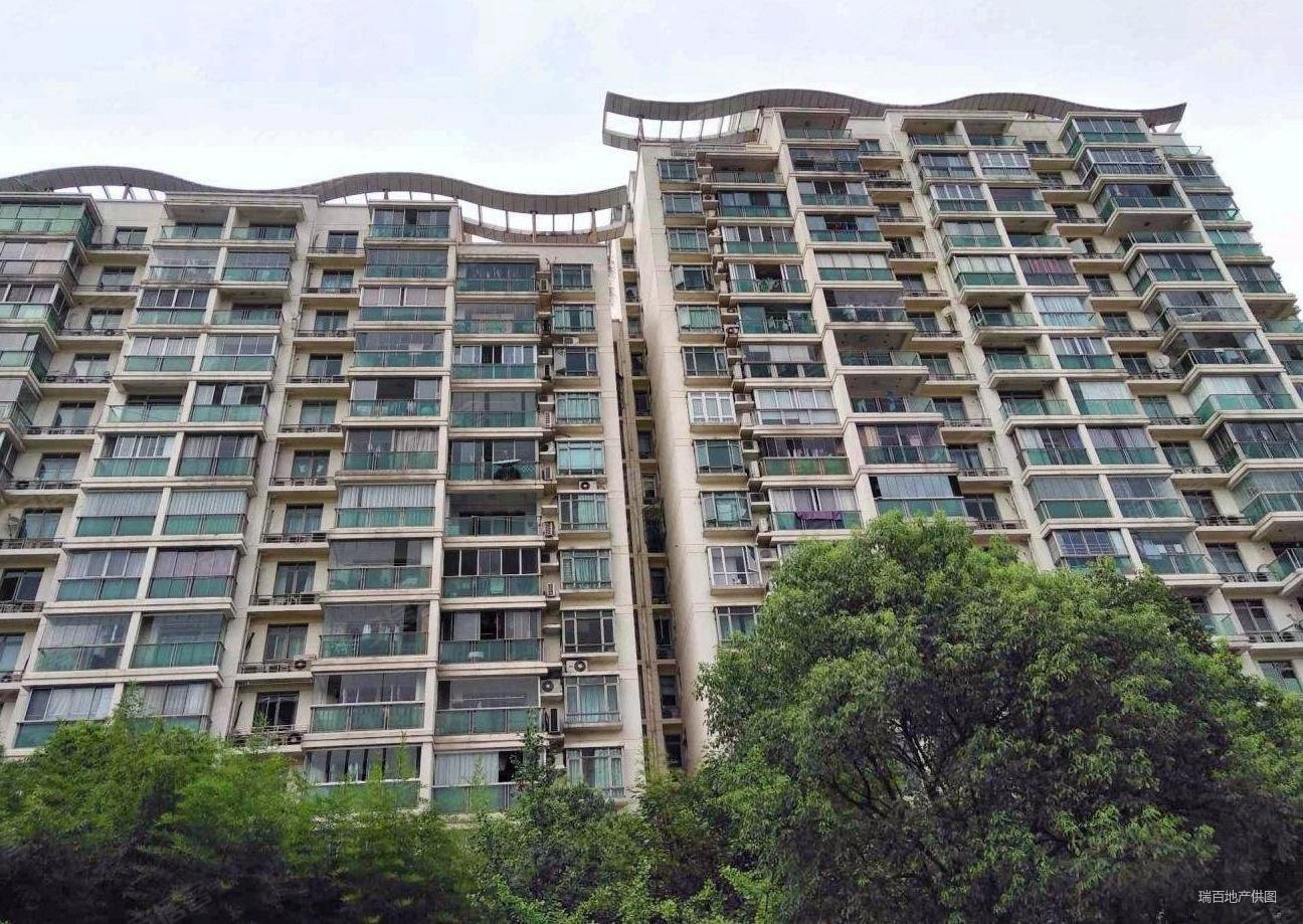 山水苑3室2厅1卫128.21㎡南937万