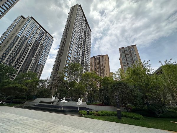 昆明官渡巫家坝中骏天誉一期实拍可月付押一付一无中介 官南大道