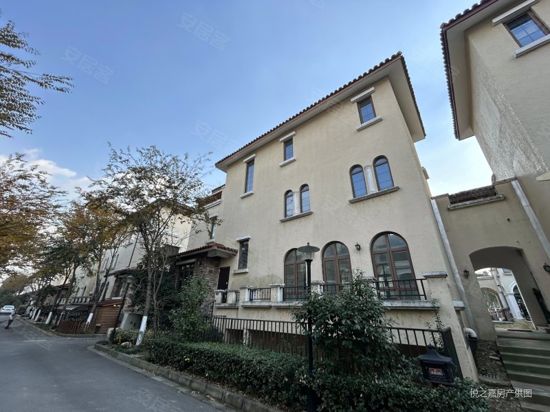 靠谱 靠谱,致源晴碧园二手房,1100万,5室2厅,3卫,361平米-昆山安居客