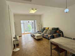 固安孔雀城孔雀大道瑞园别墅。五居室南北花园。门前可停车出租房源真实图片