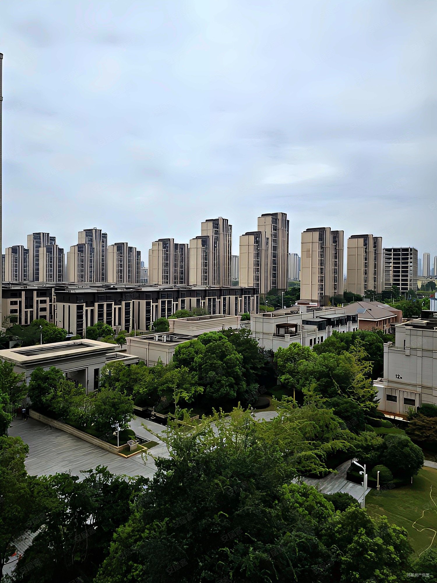 明园九龙湾刚需小三居带两卫下楼地铁口小区隔壁大商场