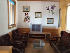 蓬莱紫荆山钟楼西路船厂宿舍 3室1厅1卫出租房源真实图片