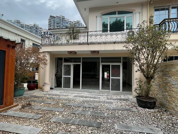 深圳南山华侨城沙河高尔夫别墅华侨城别墅出租,看湖景大花园出租房源